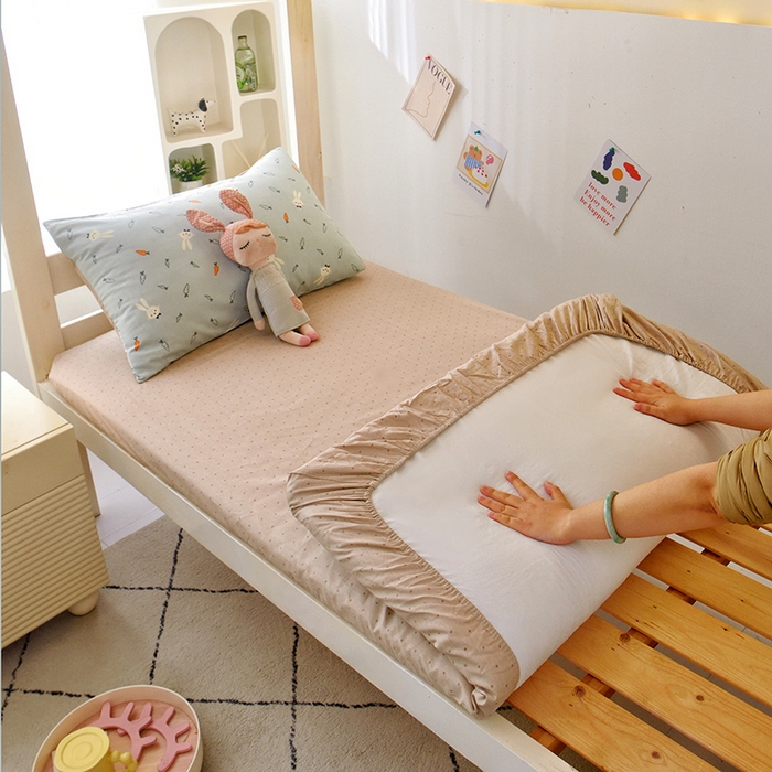 91家纺网 家纺一手货源 找家纺 水妙家纺 2025新款A类全棉学生宿舍二合一子母被海绵床垫六件套床单五件套纯棉三件套可定制 长耳兔-蓝