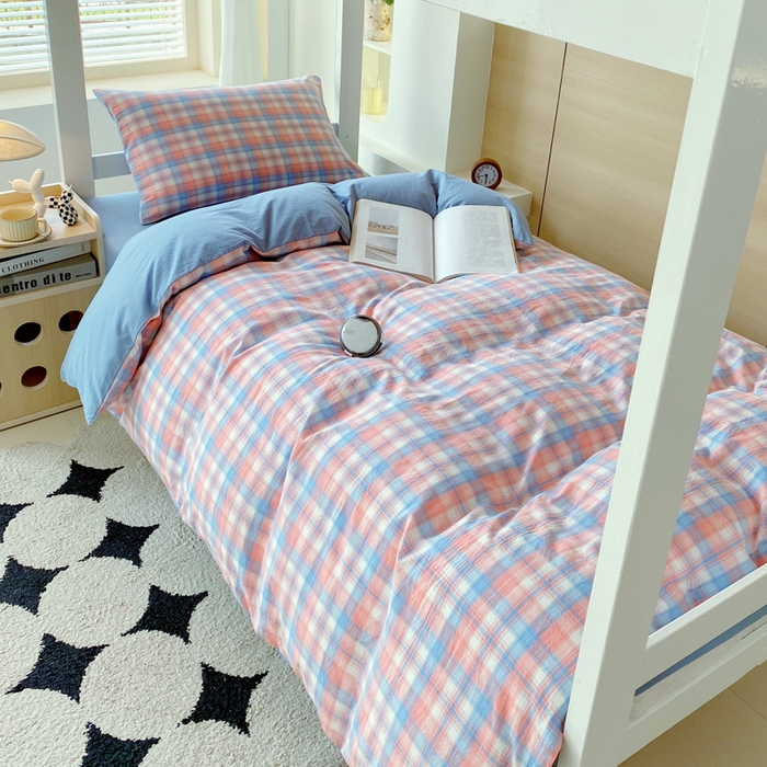 91家纺网 家纺一手货源 找家纺 春皖家纺 2025新款AB棉全棉亲肤水洗棉学生三件套四件套 翠竹-桔格