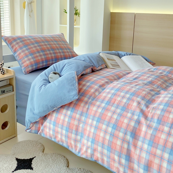 91家纺网 家纺一手货源 找家纺 春皖家纺 2025新款AB棉全棉亲肤水洗棉学生三件套四件套 翠竹-桔格