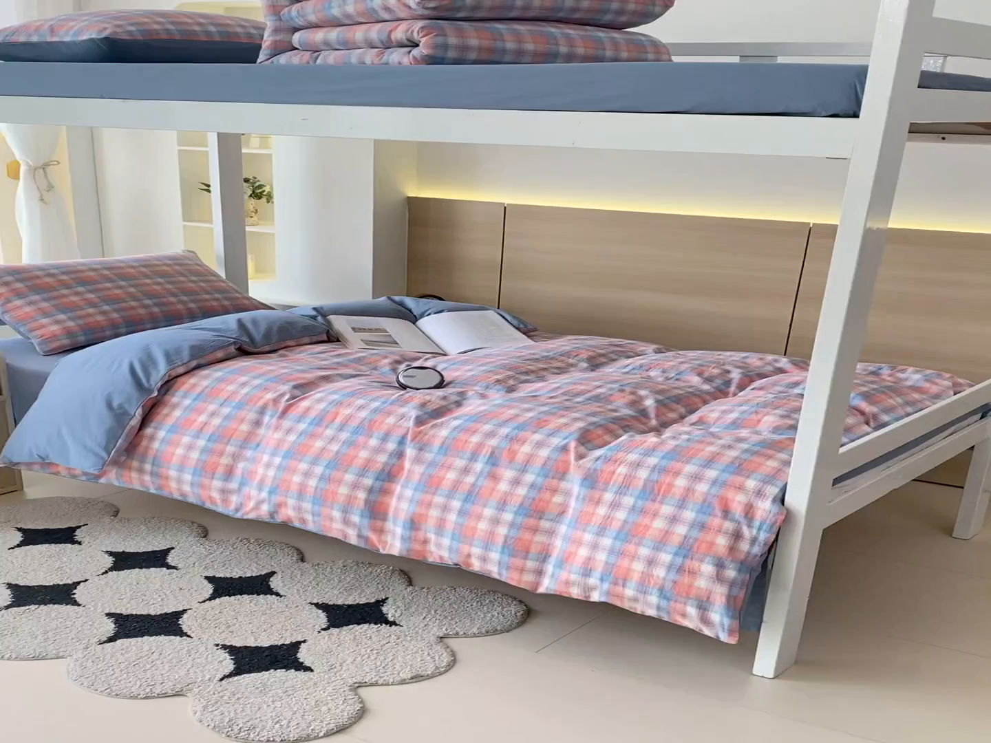 91家纺网 家纺一手货源 找家纺 春皖家纺 2025新款AB棉全棉亲肤水洗棉学生三件套四件套 翠竹-桔格