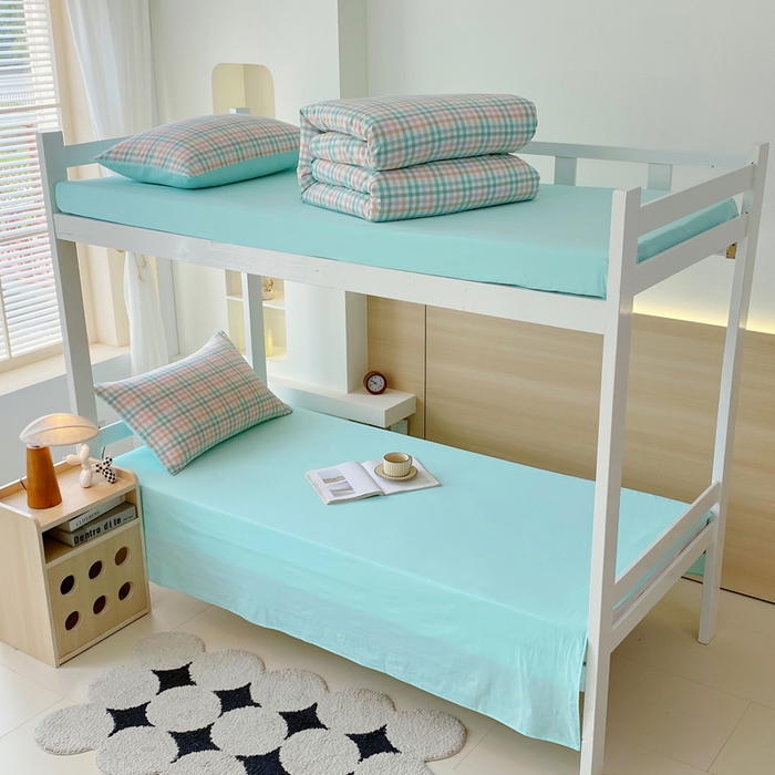 91家纺网 家纺一手货源 找家纺 春皖家纺 2025新款AB棉全棉亲肤水洗棉学生三件套四件套 翠竹-绿格