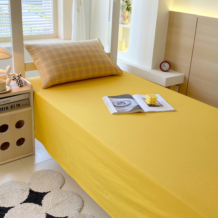 91家纺网 家纺一手货源 找家纺 春皖家纺 2025新款AB棉全棉亲肤水洗棉学生三件套四件套 素雅-黄条