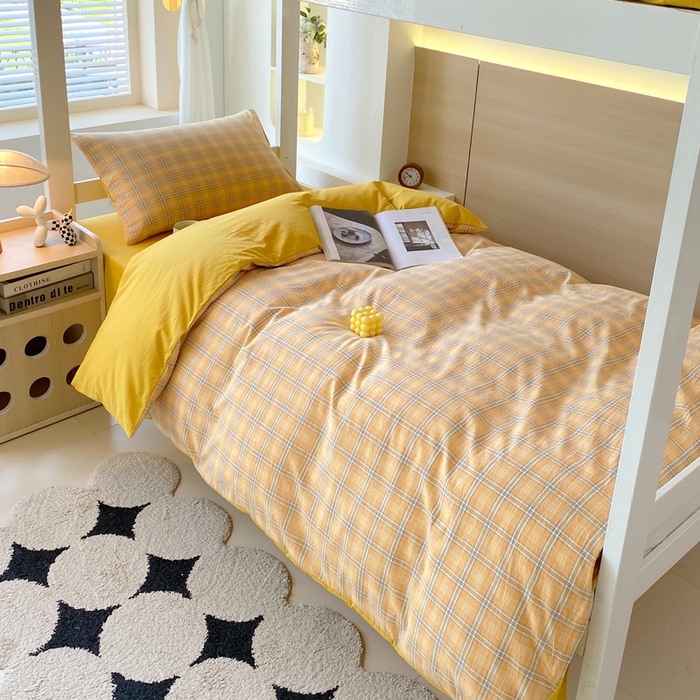 91家纺网 家纺一手货源 找家纺 春皖家纺 2025新款AB棉全棉亲肤水洗棉学生三件套四件套 素雅-黄条