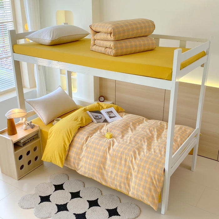 91家纺网 家纺一手货源 找家纺 春皖家纺 2025新款AB棉全棉亲肤水洗棉学生三件套四件套 素雅-黄条