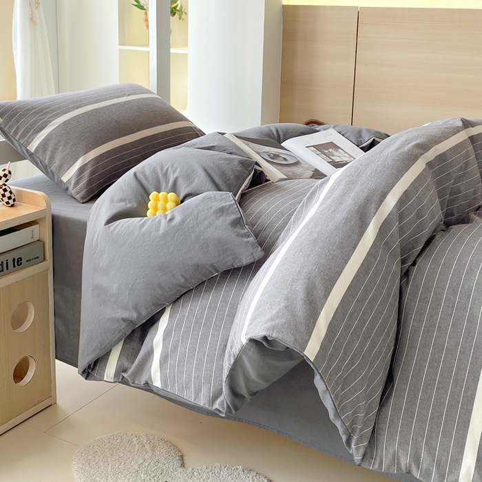 91家纺网 家纺一手货源 找家纺 春皖家纺 2025新款AB棉全棉亲肤水洗棉学生三件套四件套 素雅-灰条