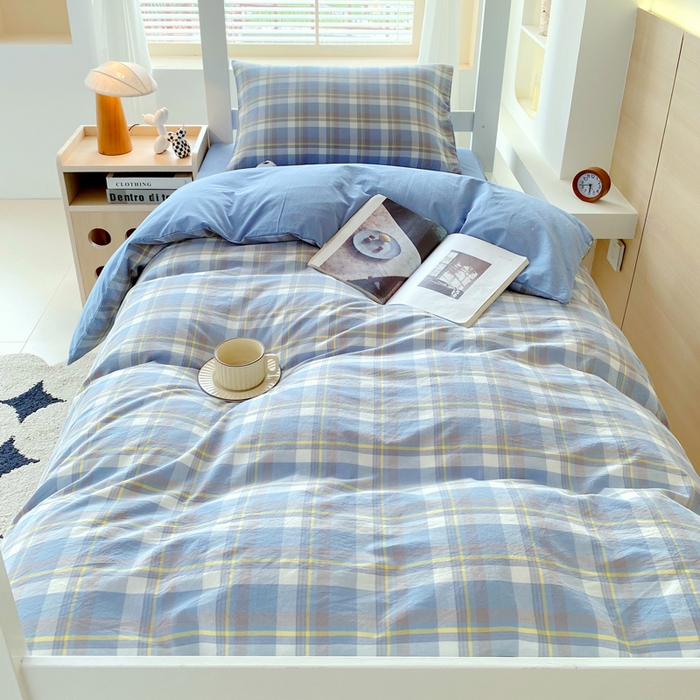 91家纺网 家纺一手货源 找家纺 春皖家纺 2025新款AB棉全棉亲肤水洗棉学生三件套四件套 素雅-蓝格