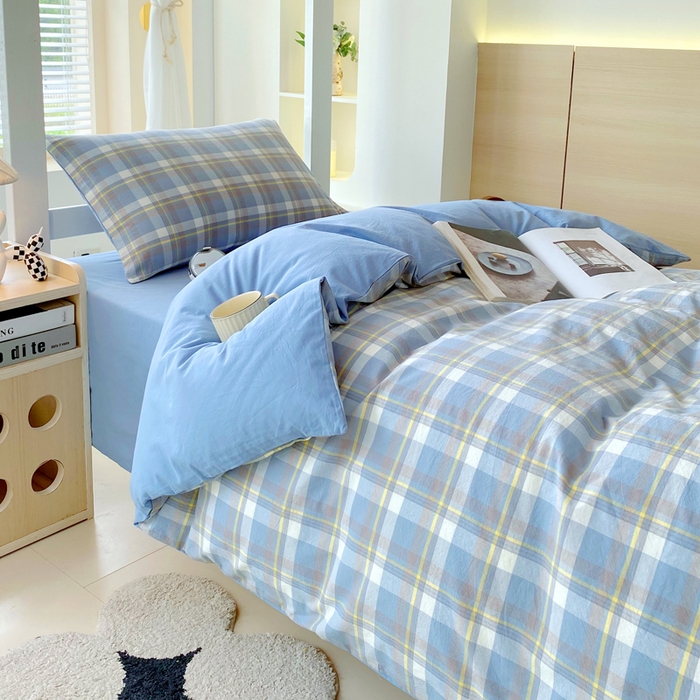 91家纺网 家纺一手货源 找家纺 春皖家纺 2025新款AB棉全棉亲肤水洗棉学生三件套四件套 素雅-蓝格