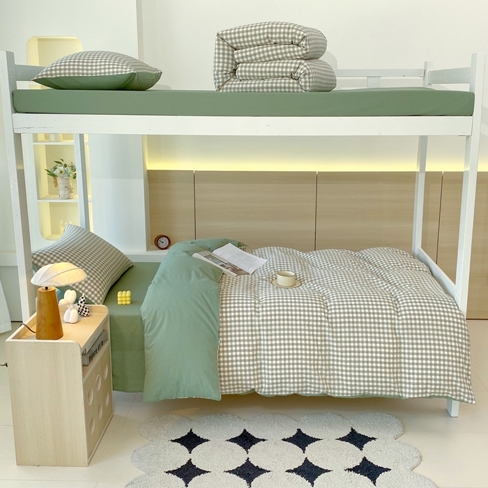 91家纺网 家纺一手货源 找家纺 春皖家纺 2025新款AB棉全棉亲肤水洗棉学生三件套四件套 素雅-绿格