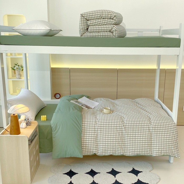 91家纺网 家纺一手货源 找家纺 春皖家纺 2025新款AB棉全棉亲肤水洗棉学生三件套四件套 素雅-绿格