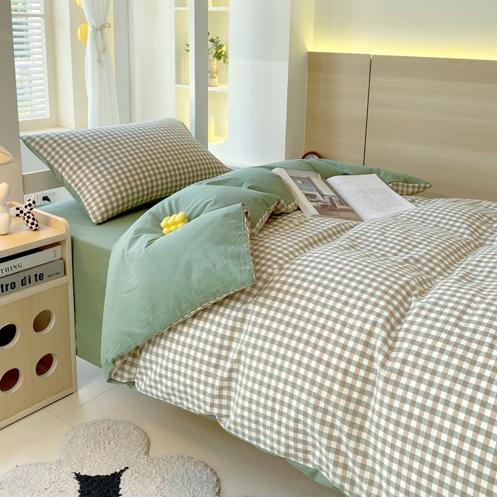 91家纺网 家纺一手货源 找家纺 春皖家纺 2025新款AB棉全棉亲肤水洗棉学生三件套四件套 素雅-绿格