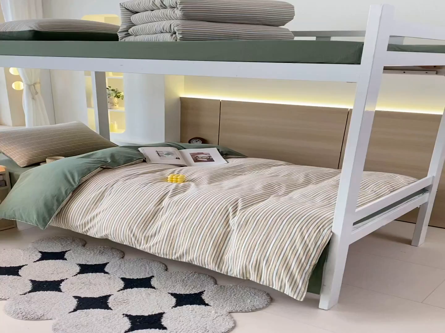 91家纺网 家纺一手货源 找家纺 春皖家纺 2025新款AB棉全棉亲肤水洗棉学生三件套四件套 素雅-绿条