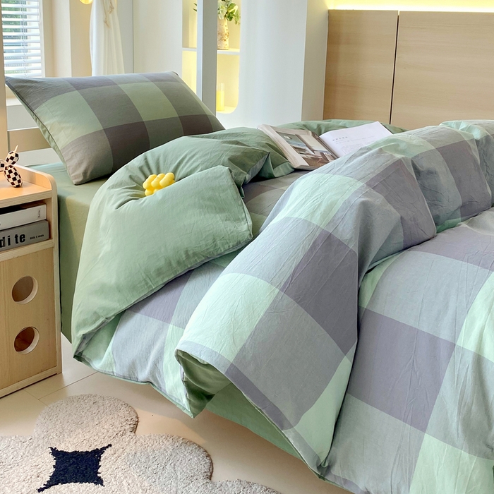 91家纺网 家纺一手货源 找家纺 春皖家纺 2025新款AB棉全棉亲肤水洗棉学生三件套四件套 素雅-清格