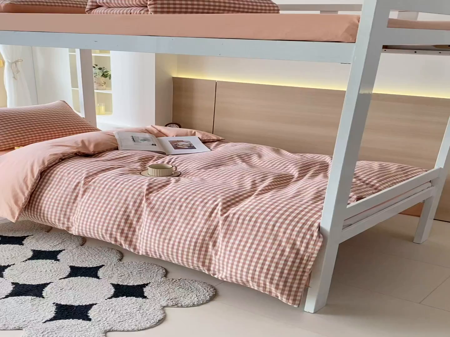 91家纺网 家纺一手货源 找家纺 春皖家纺 2025新款AB棉全棉亲肤水洗棉学生三件套四件套 素雅-玉格