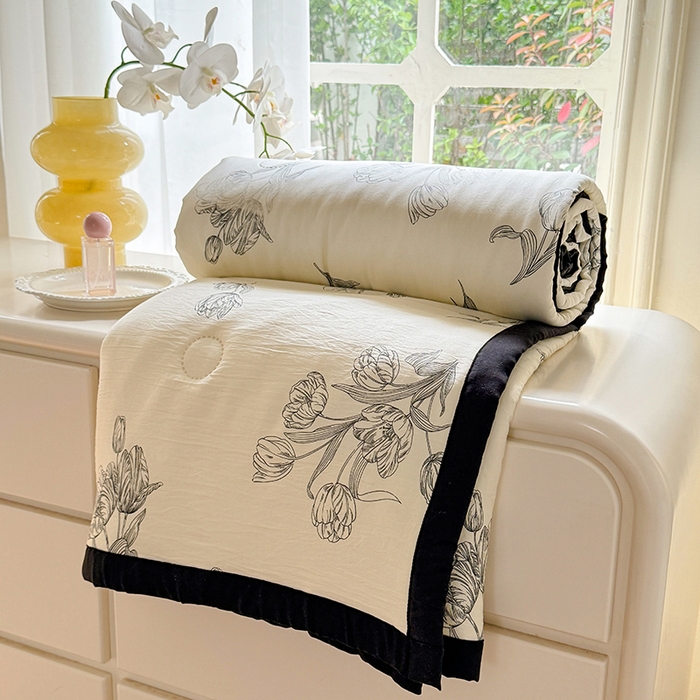 91家纺网 家纺一手货源 找家纺 玖琳家纺 2025新款轻奢赫本夏被夏凉被 赫本-郁金香