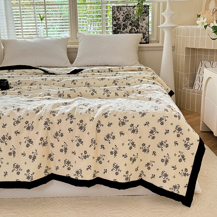 91家纺网 家纺一手货源 找家纺 玖琳家纺 2025新款轻奢赫本夏被夏凉被 赫本-花园