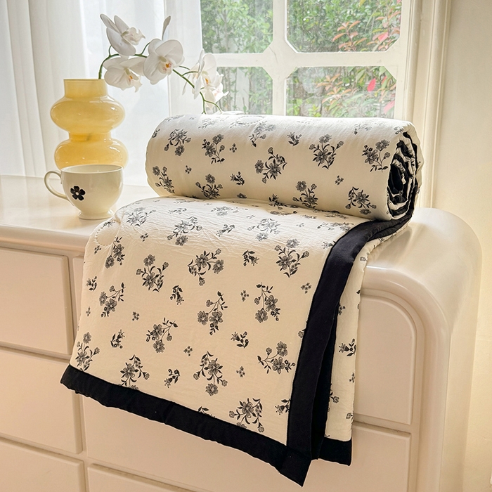 91家纺网 家纺一手货源 找家纺 玖琳家纺 2025新款轻奢赫本夏被夏凉被 赫本-花园