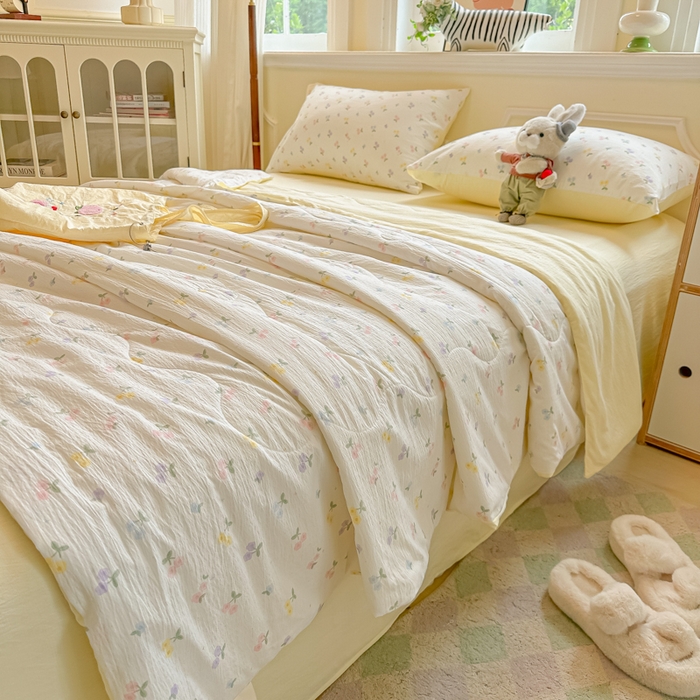 91家纺网 家纺一手货源 找家纺 玉海棠家纺 2025新款云感双层纱暗合夏被夏凉被空调被四件套 缤纷樱桃