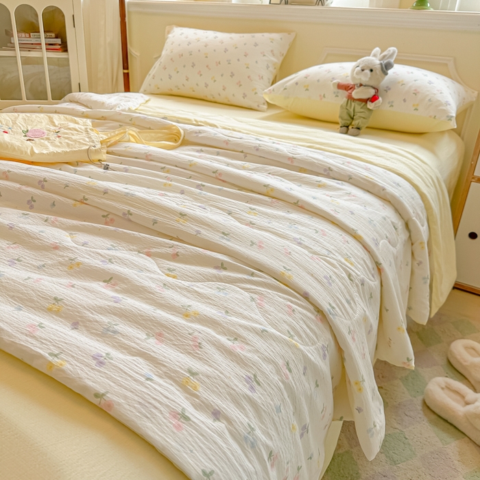 91家纺网 家纺一手货源 找家纺 玉海棠家纺 2025新款云感双层纱暗合夏被夏凉被空调被四件套 缤纷樱桃