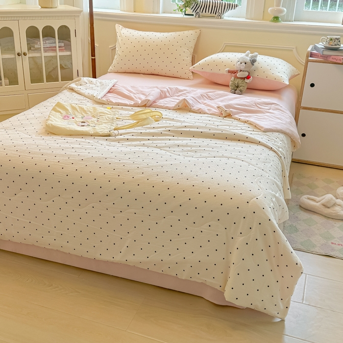 91家纺网 家纺一手货源 找家纺 玉海棠家纺 2025新款云感双层纱暗合夏被夏凉被空调被四件套 波点