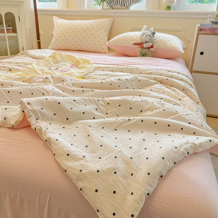 91家纺网 家纺一手货源 找家纺 玉海棠家纺 2025新款云感双层纱暗合夏被夏凉被空调被四件套 波点