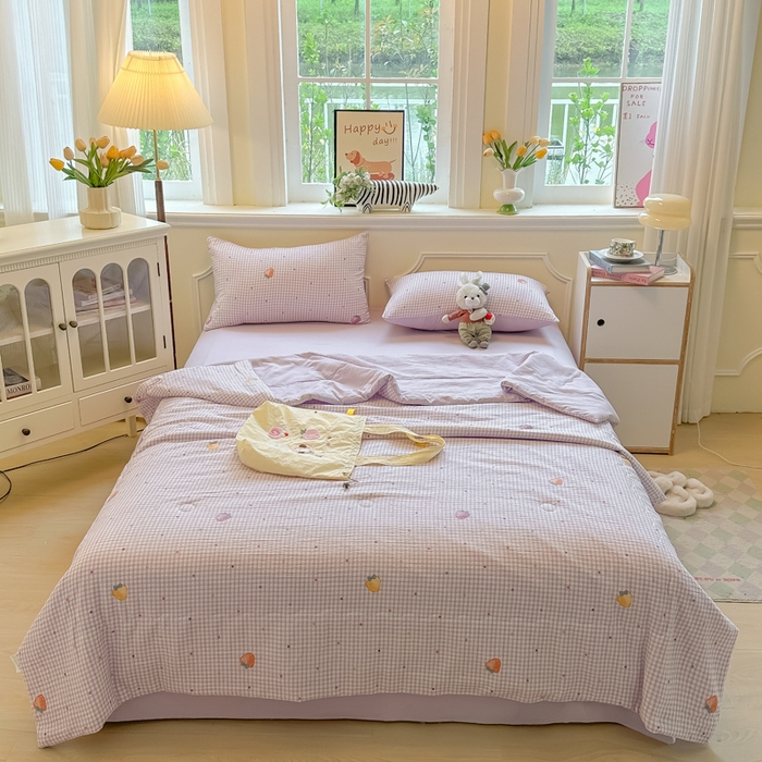 91家纺网 家纺一手货源 找家纺 玉海棠家纺 2025新款云感双层纱暗合夏被夏凉被空调被四件套 草莓甜心