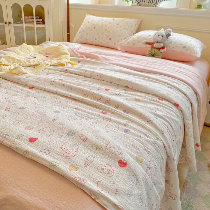 91家纺网 家纺一手货源 找家纺 玉海棠家纺 2025新款云感双层纱暗合夏被夏凉被空调被四件套 凯蒂猫