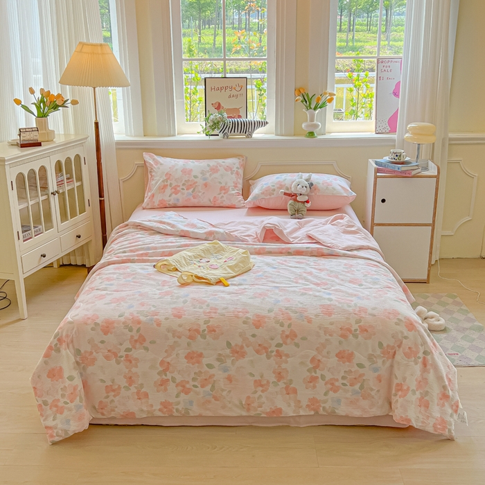 91家纺网 家纺一手货源 找家纺 玉海棠家纺 2025新款云感双层纱暗合夏被夏凉被空调被四件套 十里桃花