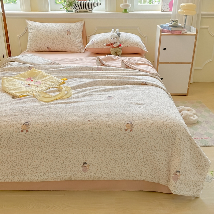 91家纺网 家纺一手货源 找家纺 玉海棠家纺 2025新款云感双层纱暗合夏被夏凉被空调被四件套 寻梦