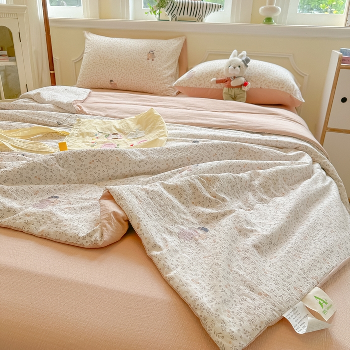 91家纺网 家纺一手货源 找家纺 玉海棠家纺 2025新款云感双层纱暗合夏被夏凉被空调被四件套 寻梦