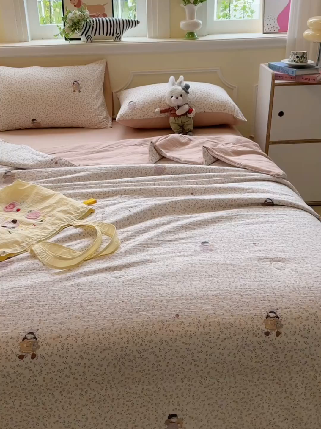 91家纺网 家纺一手货源 找家纺 玉海棠家纺 2025新款云感双层纱暗合夏被夏凉被空调被四件套 寻梦