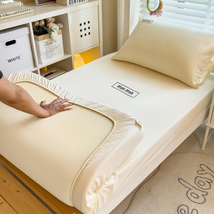 91家纺网 家纺一手货源 找家纺 （总）席世家 2025新款40支全棉纯棉绣花学生床笠-miumiu