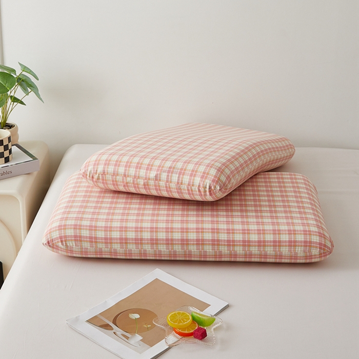 91家纺网 家纺一手货源 找家纺 翎盈家纺 2025款纯棉全棉水洗棉深睡枕专用枕套面包记忆枕枕头套枕套单品 朵拉-粉