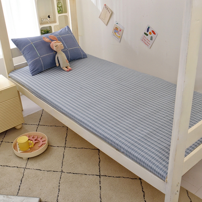 91家纺网 家纺一手货源 找家纺 水妙家纺 2025年新款A类全棉纯棉学生宿舍上下铺床笠六件套五件套 念初-蓝