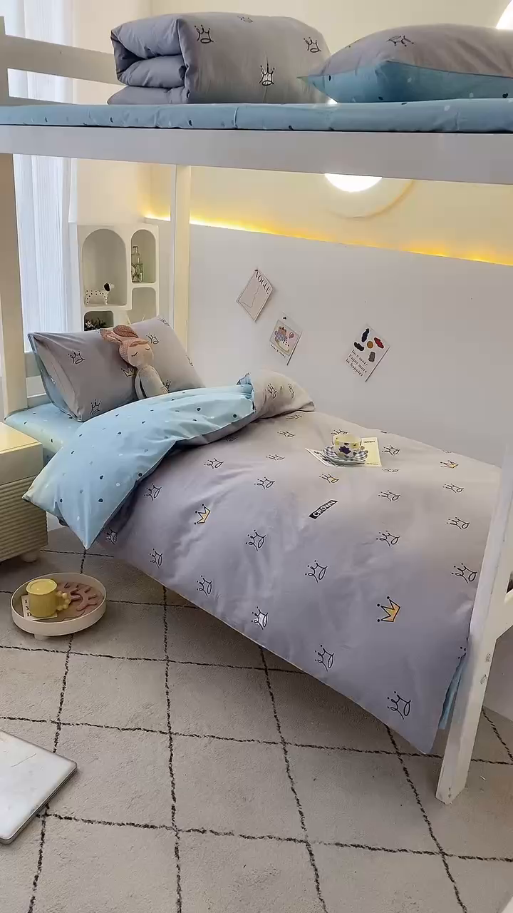 91家纺网 家纺一手货源 找家纺 水妙家纺 2025年新款A类全棉纯棉学生宿舍上下铺床笠六件套五件套 星耀皇冠-灰