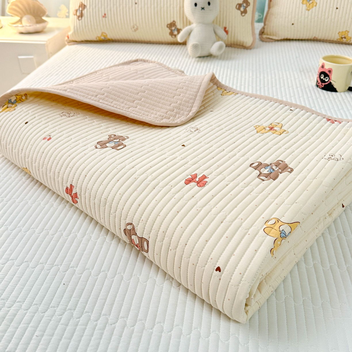 91家纺网 家纺一手货源 找家纺 恒尚居2025新款春秋纯棉床盖全棉印花床单床垫床褥垫-跑量（四季款） 纯棉四季款-芭比熊
