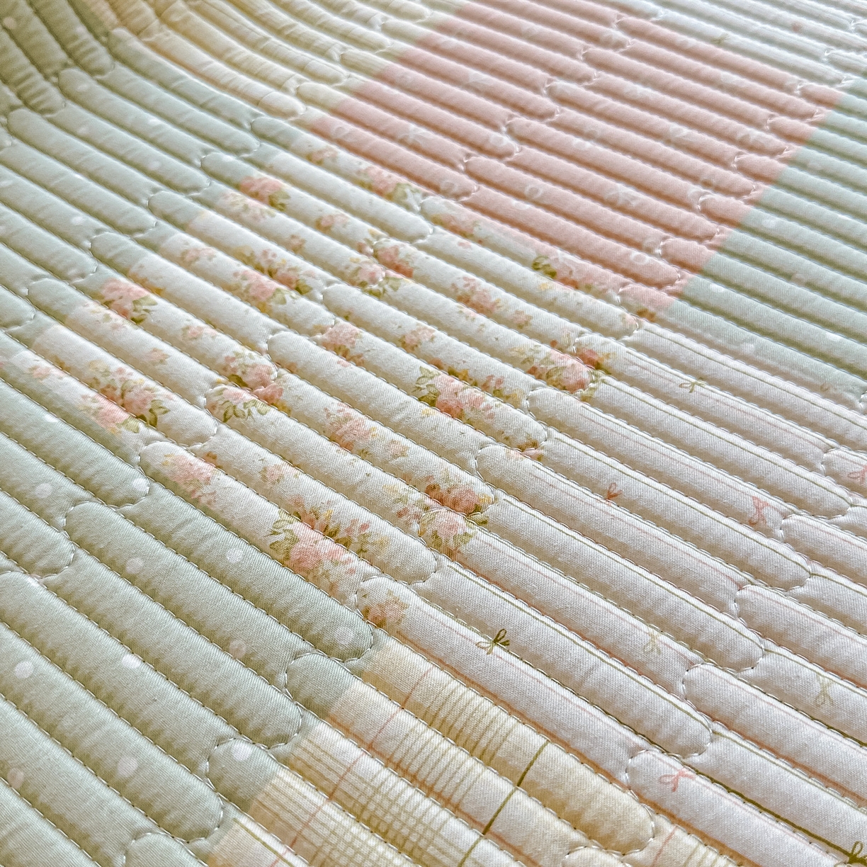 91家纺网 家纺一手货源 找家纺 恒尚居2025新款春秋纯棉床盖全棉印花床单床垫床褥垫-跑量（四季款） 纯棉四季款-芳菲-绿