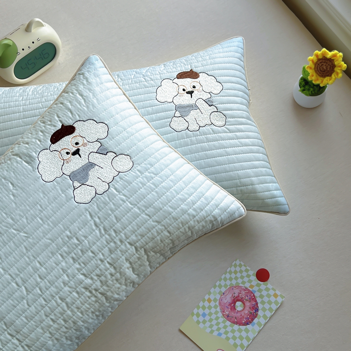 91家纺网 家纺一手货源 找家纺 百寐 2025新款A类水洗全棉绗缝夹棉-单枕套(不含芯) 眼睛狗-天空蓝