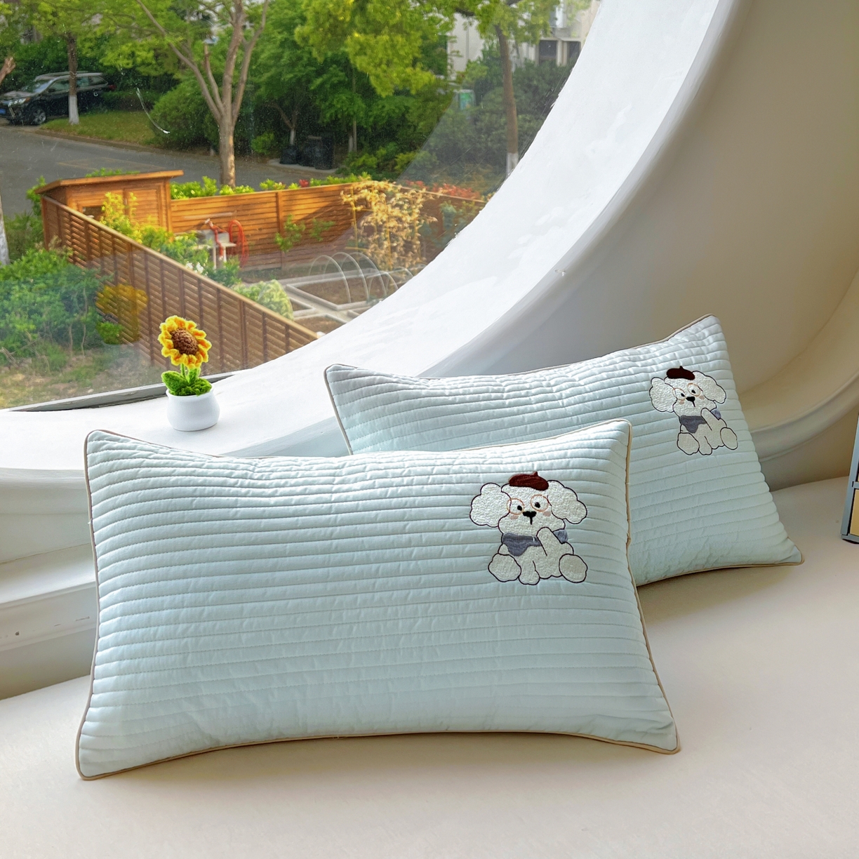 百寐 2025新款A类水洗全棉绗缝夹棉-单枕套(不含芯) 眼睛狗-天空蓝