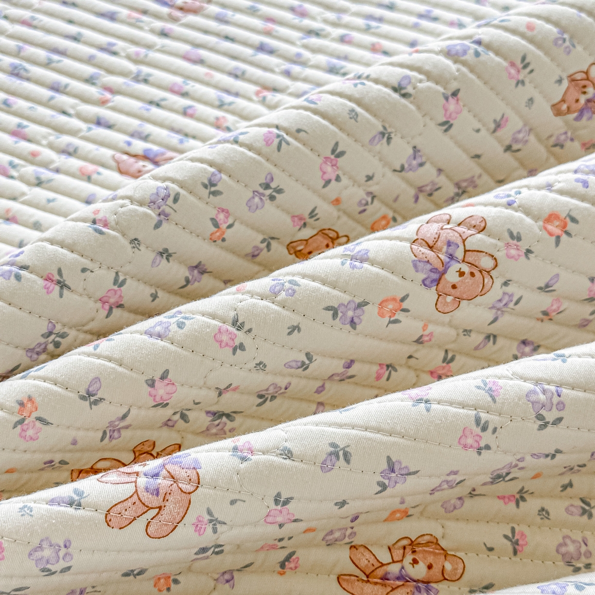 91家纺网 家纺一手货源 找家纺 恒尚居2025新款全棉床盖春秋印花床单纯棉床垫床褥垫-跑量（四季款）卡通 纯棉四季款-清茶小熊