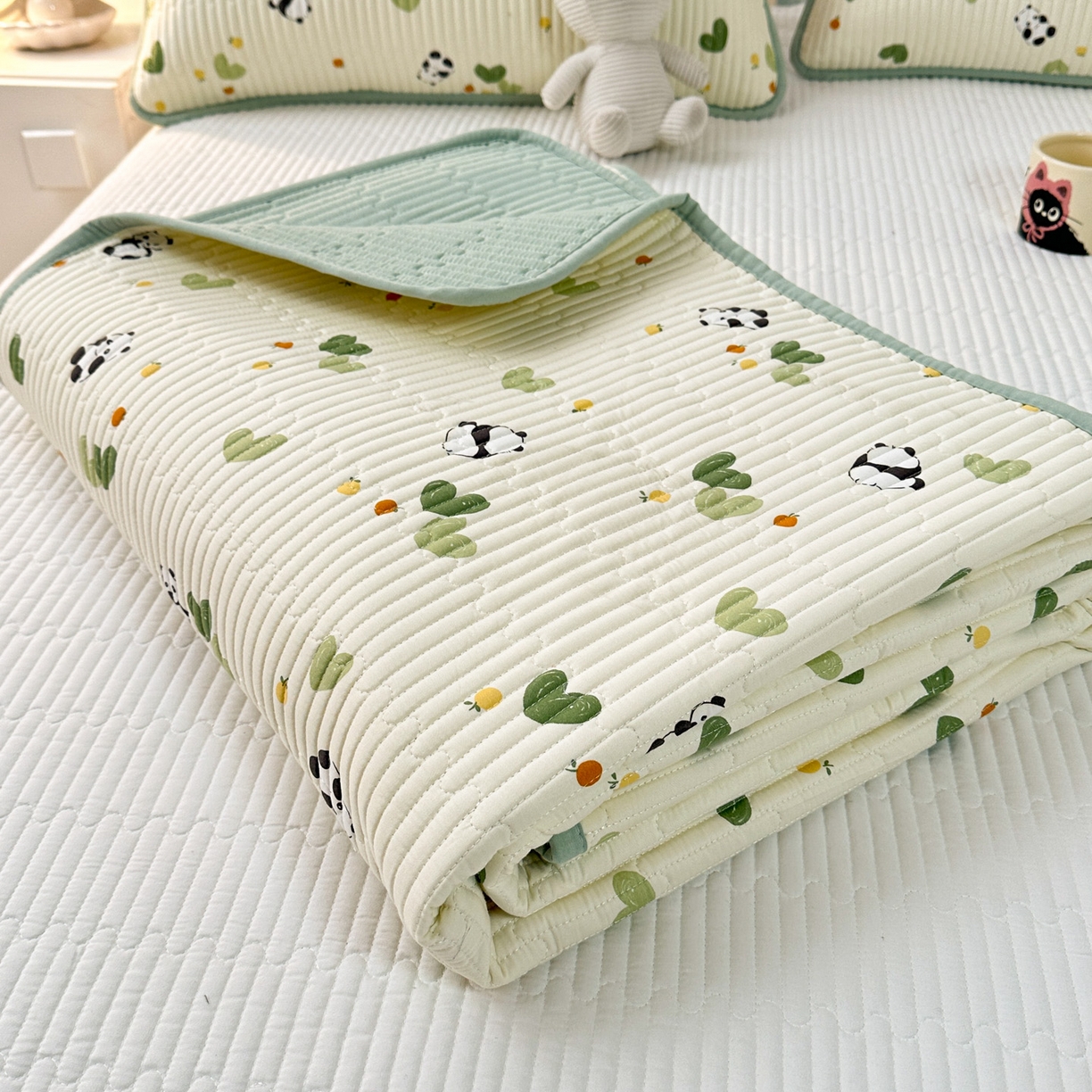 91家纺网 家纺一手货源 找家纺 恒尚居2025新款全棉床盖春秋印花床单纯棉床垫床褥垫-跑量（四季款）卡通 纯棉四季款-小熊猫