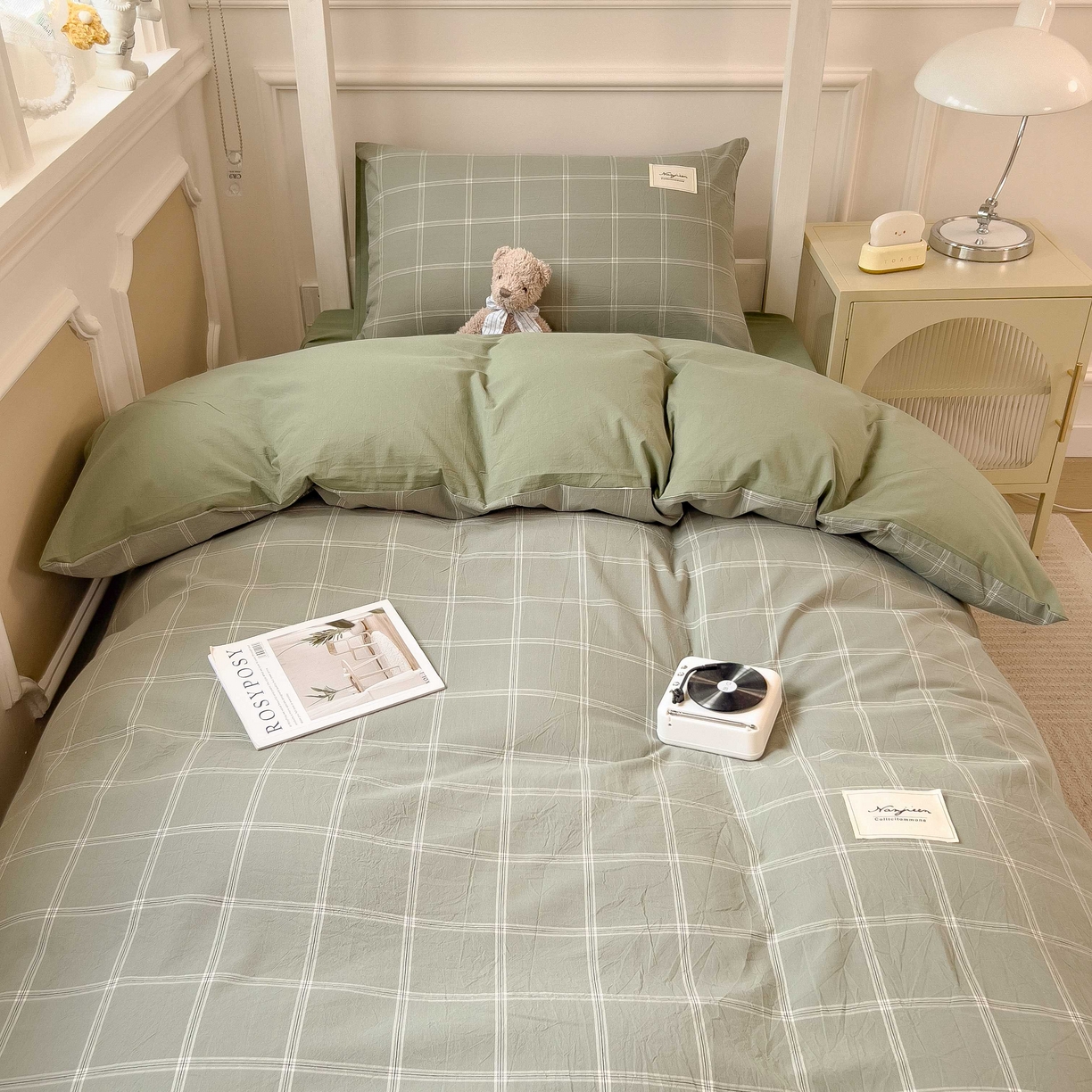 91家纺网 家纺一手货源 找家纺 宝士康家纺 2025春夏新款简约水洗棉学生三件套宿舍三件套上下铺三件套套件学生六件套套件（床单款） 格韵绿