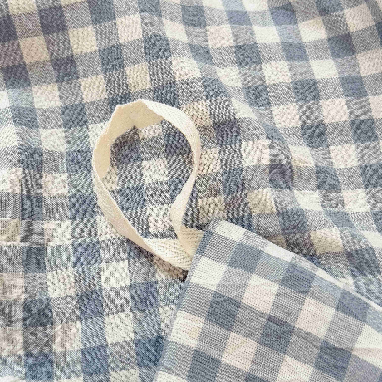 91家纺网 家纺一手货源 找家纺 宝士康家纺 2025春夏新款简约水洗棉学生三件套宿舍三件套上下铺三件套套件学生六件套套件（床单款） 天蓝小格