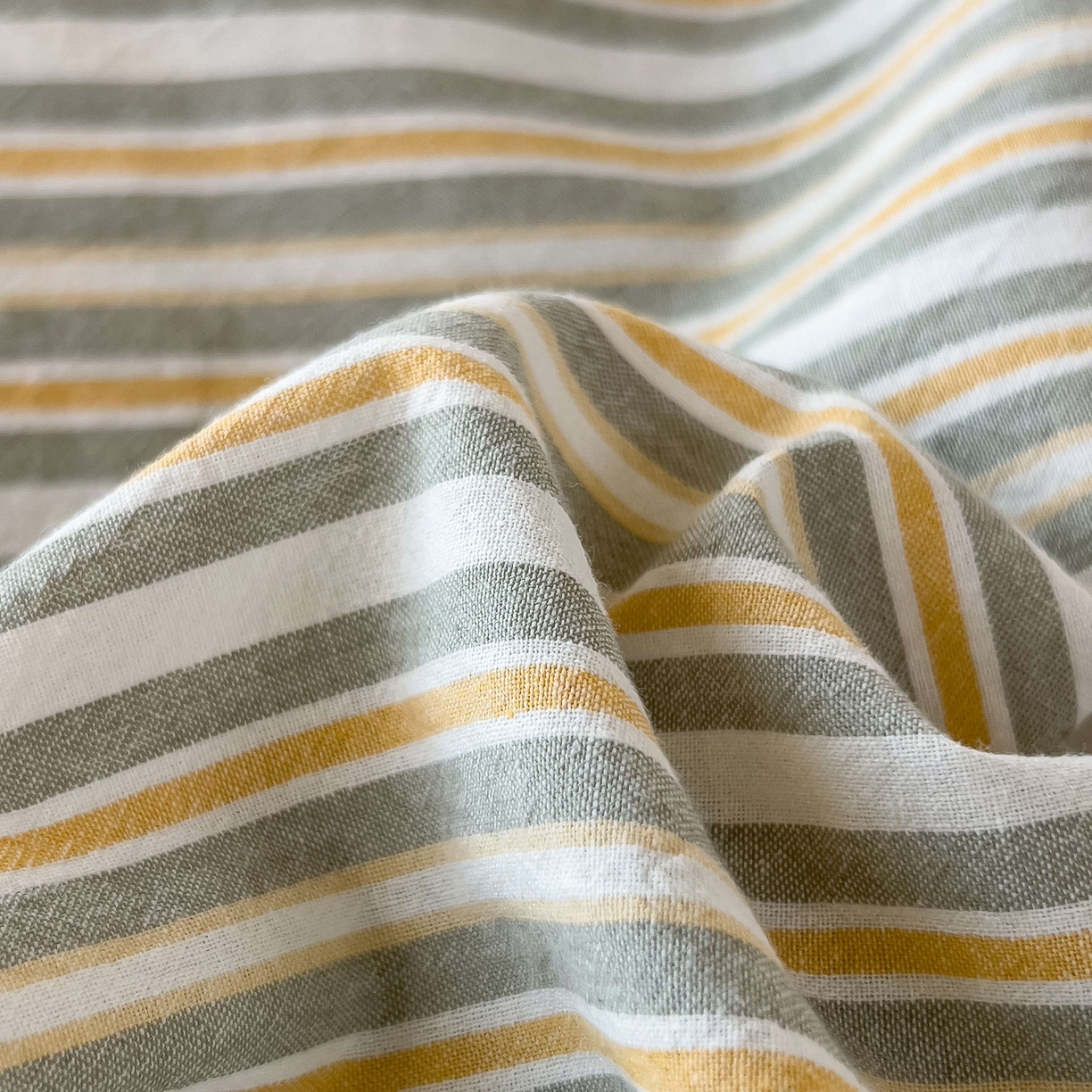 91家纺网 家纺一手货源 找家纺 宝士康家纺 2025春夏新款简约水洗棉学生三件套宿舍三件套上下铺三件套套件学生六件套套件（床单款） 小绿条