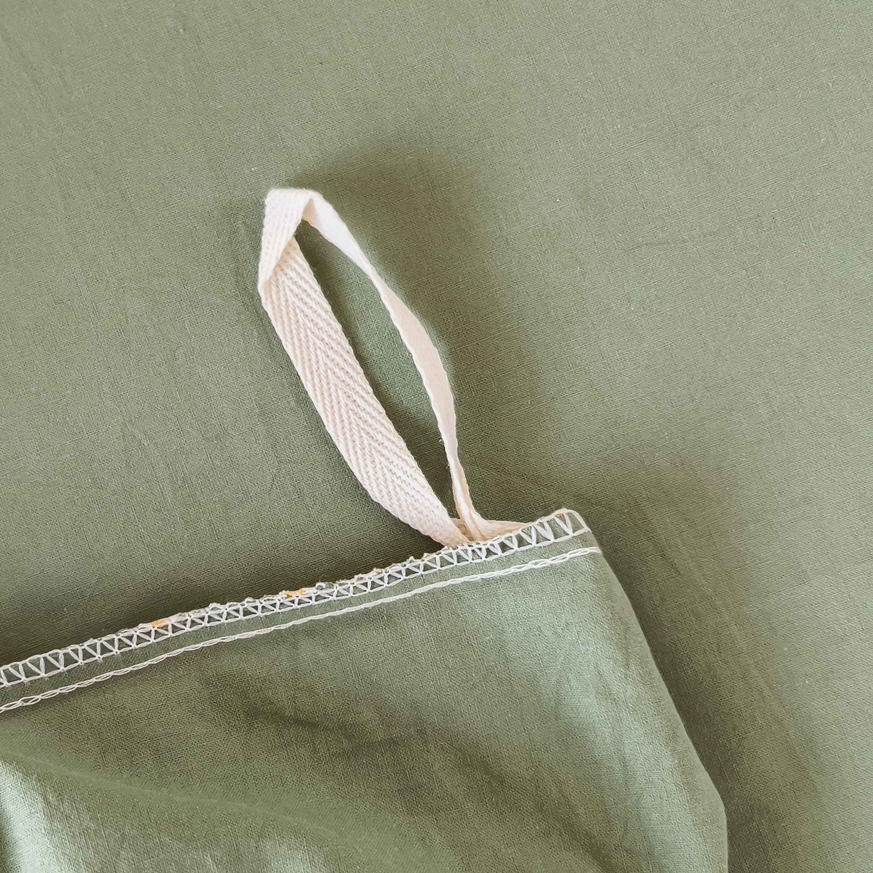 91家纺网 家纺一手货源 找家纺 宝士康家纺 2025春夏新款简约水洗棉学生三件套宿舍三件套上下铺三件套套件学生六件套套件（床单款） 小绿条