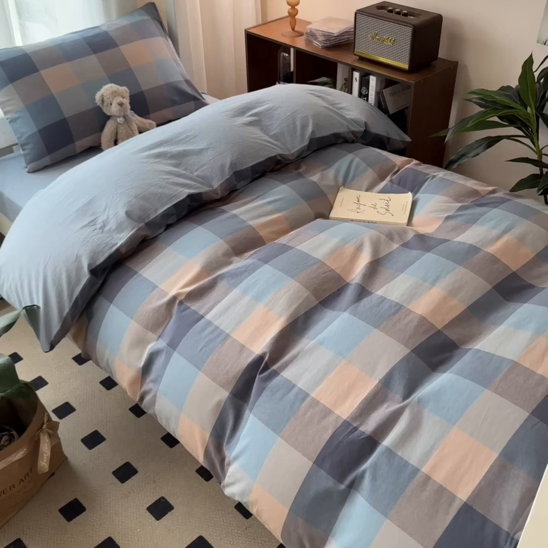 91家纺网 家纺一手货源 找家纺 宝士康家纺 2025春夏新款简约水洗棉学生三件套宿舍三件套上下铺三件套套件学生六件套套件（床单款） 炫彩蓝格