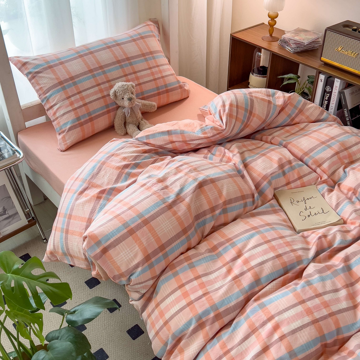 91家纺网 家纺一手货源 找家纺 宝士康家纺 2025春夏新款简约水洗棉学生三件套宿舍三件套上下铺三件套套件学生六件套套件（床单款） 英伦粉