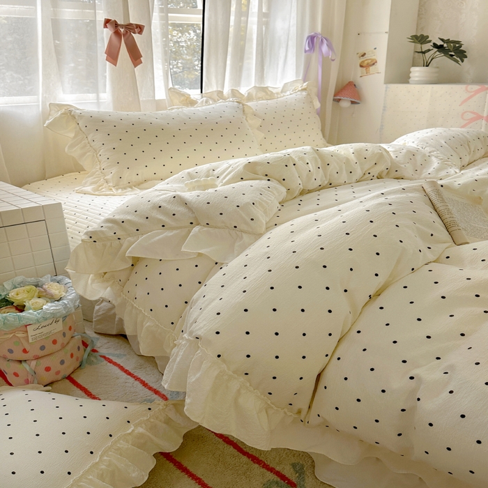 91家纺网 家纺一手货源 找家纺 美梦家纺2025新款皱皱纱花边被套床盖四件套 波点奶昔