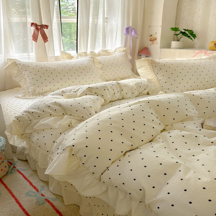 91家纺网 家纺一手货源 找家纺 美梦家纺2025新款皱皱纱花边被套床盖四件套 波点奶昔