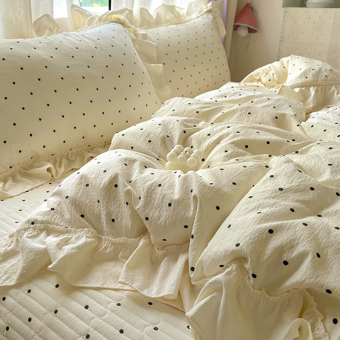 91家纺网 家纺一手货源 找家纺 美梦家纺2025新款皱皱纱花边被套床盖四件套 波点奶昔