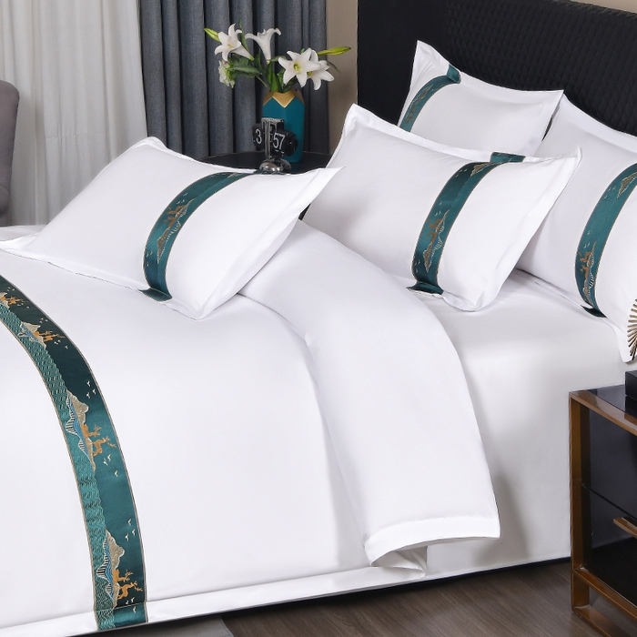 91家纺网 家纺一手货源 找家纺 中乾酒店布草工厂店 2025新款120克加密织带款酒店四件套 林深见鹿